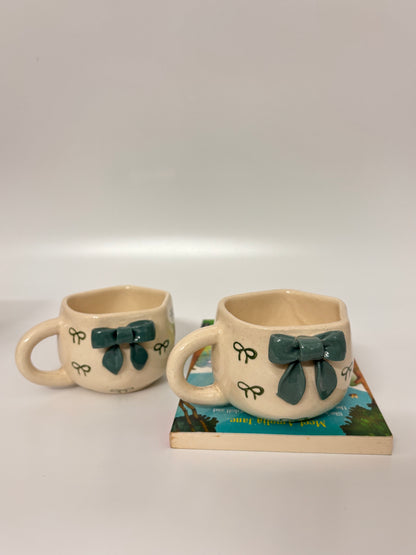 GREEN BOW MUG