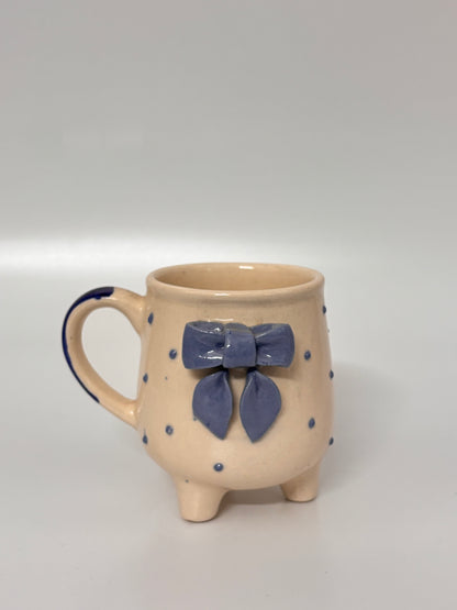 Blue Bow Footed Ceramic Mug