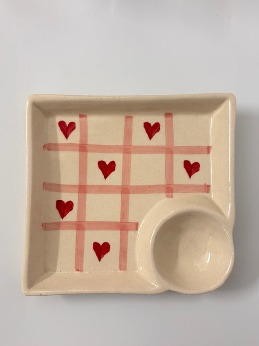 Heart Grid Snack Plate with
 Dip Bowl