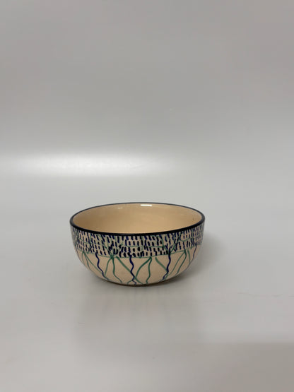 Hand-Painted Leaf Mosaic 
Ceramic Bowl Set – Set of 4