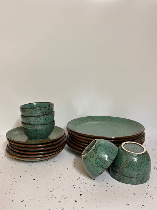 Green Rustic Glaze
 Dinner Set – 18 Pieces