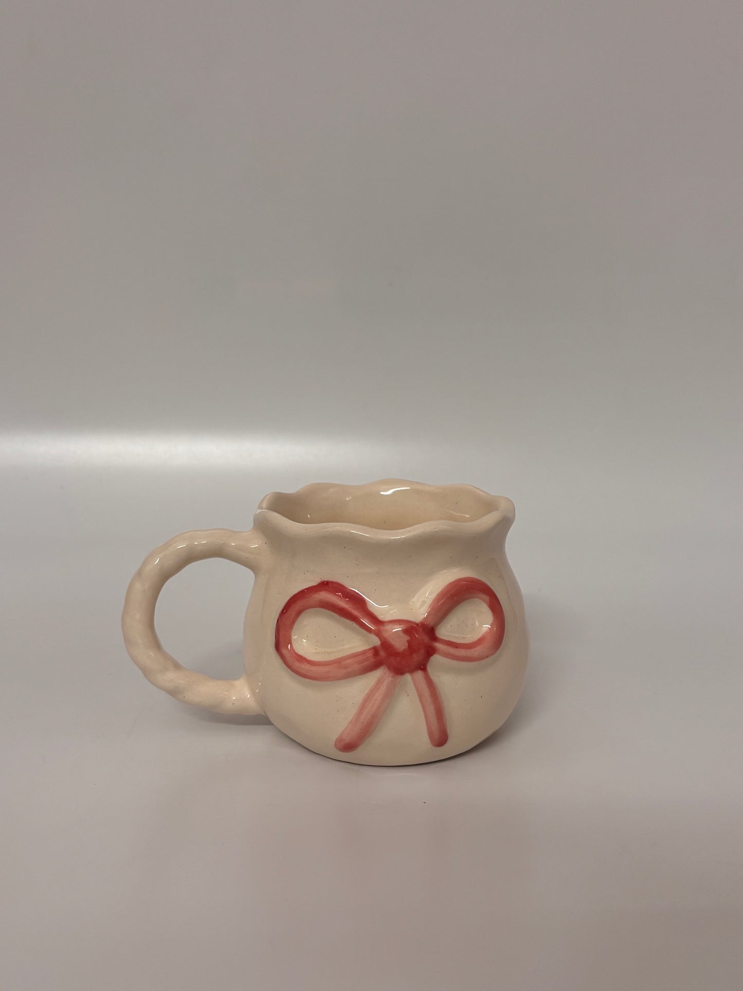 Creamy Ribbon Handcrafted Mug
