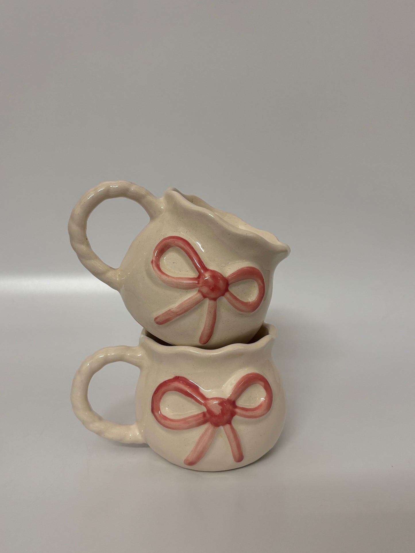 Creamy Ribbon Handcrafted Mug