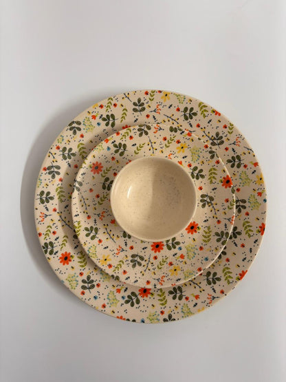 3-Piece Handcrafted Floral  Dinner Set