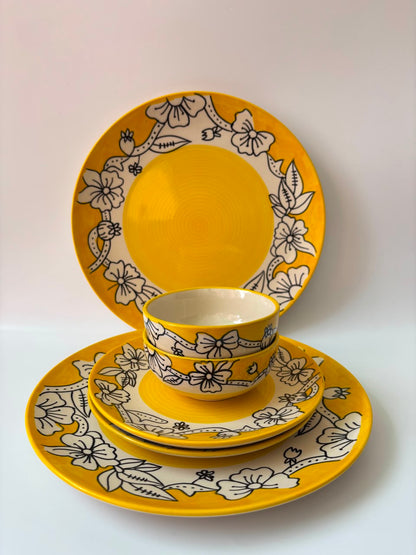Sun Bloom Floral Dinner Set (Set of 6)