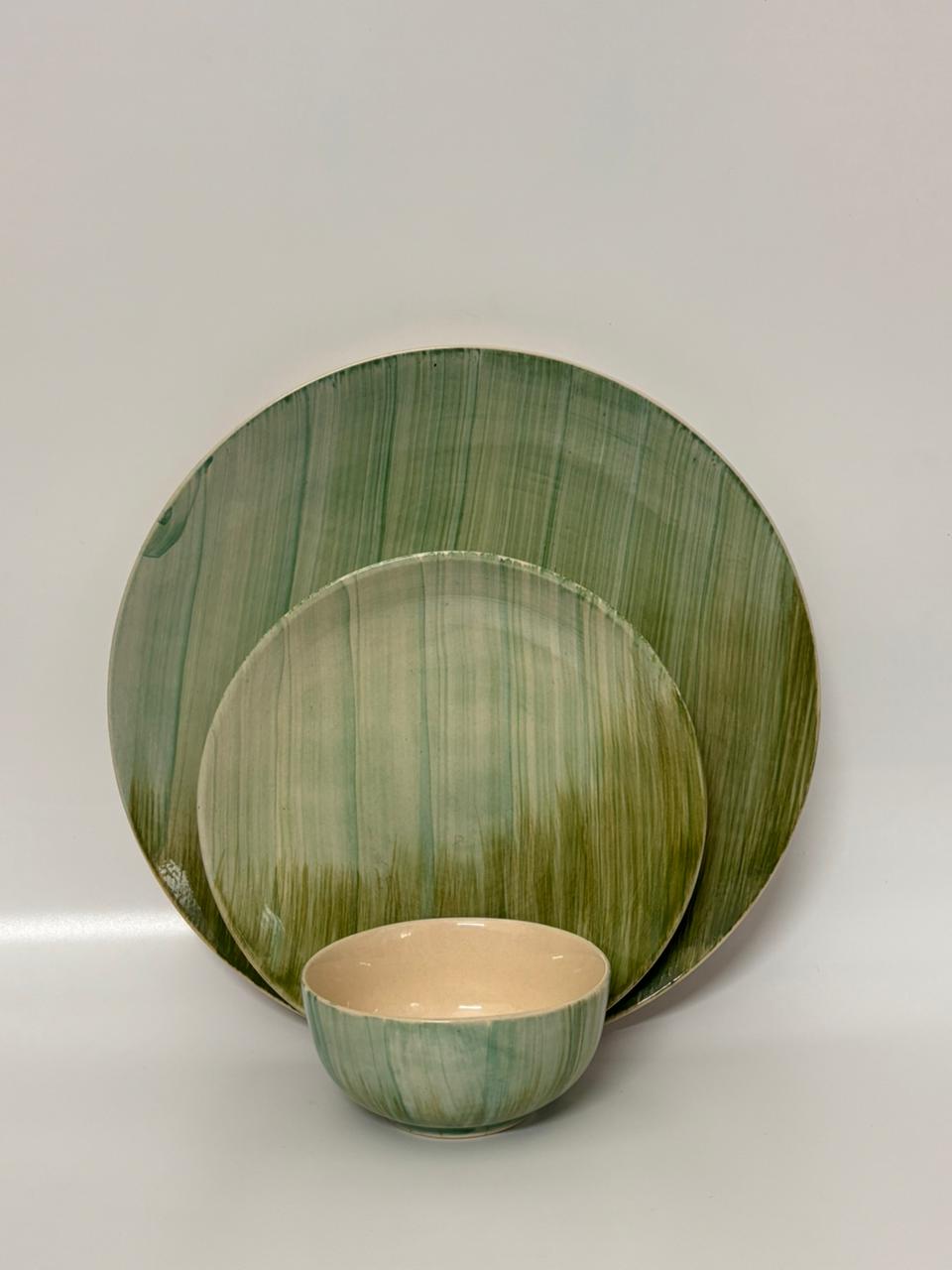 3-Piece Handcrafted Green  Brushstroke Dinner Set