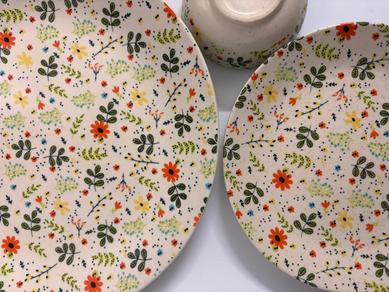 3-Piece Handcrafted Floral  Dinner Set