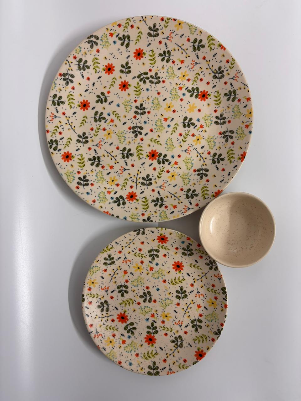 3-Piece Handcrafted Floral  Dinner Set