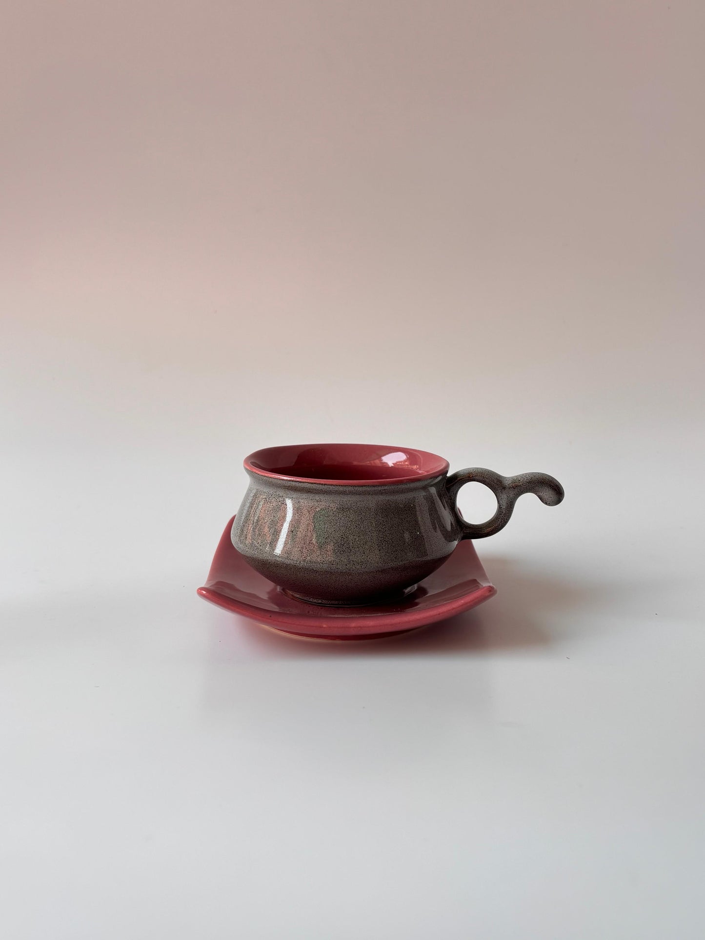 Crimson Ash Tea Cup & Saucer Set of 6