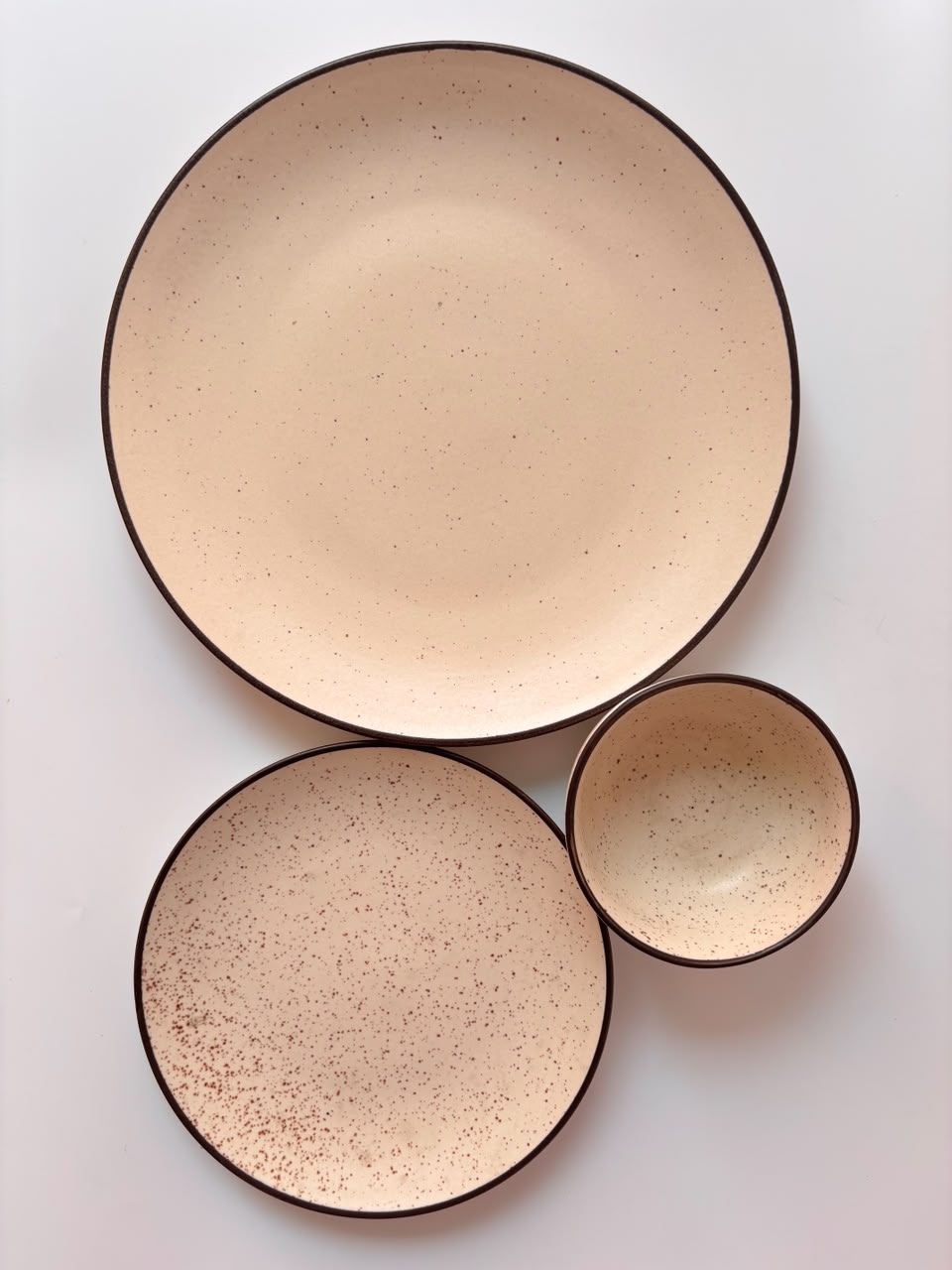 Beige Speckled Ceramic Dinner Set( Set of 3)