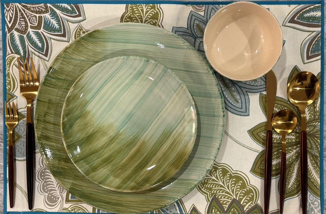 Handcrafted Green  Brushstroke Dinner Set( Set of 3)