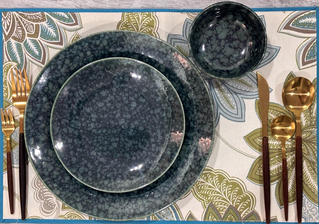 Green Speckled 
Ceramic Dinner Set – 20 Pieces